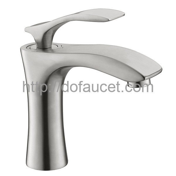 Single Hole Basin Faucet